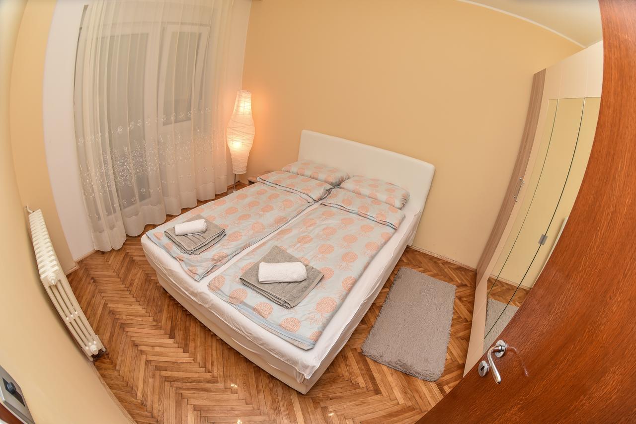 Chimney Modern Apartment Novi Sad Eksteriør bilde